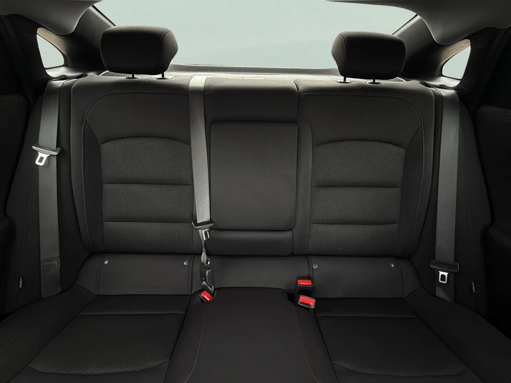 Used 2024 Summit White Chevrolet LT image 32