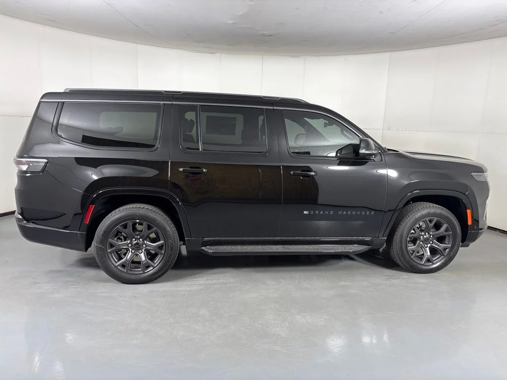 New 2026 Black Jeep Limited Altitude image 9