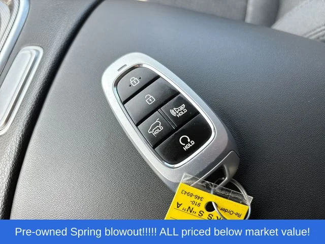 Used 2023 Silver Hyundai SEL image 30