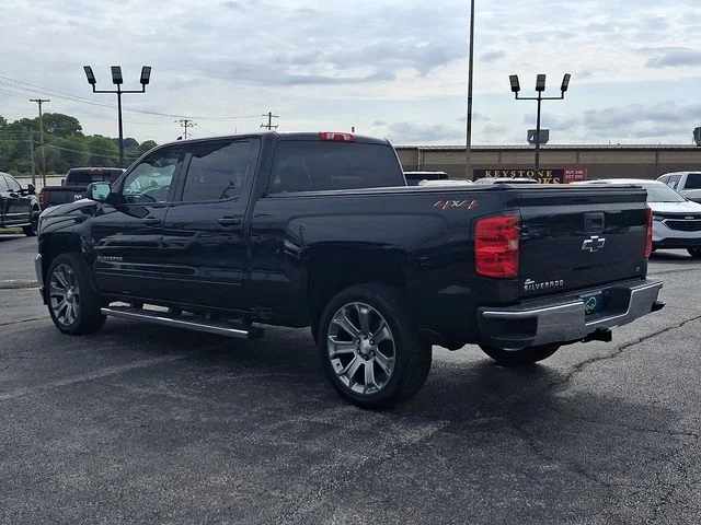 Used 2018 Black Chevrolet LT image 4