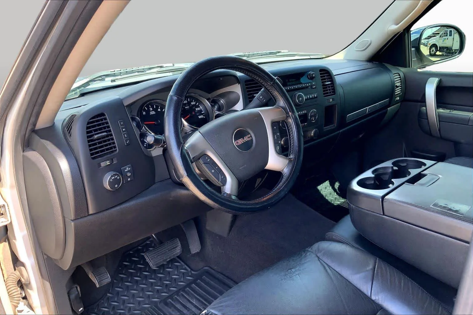 Used 2012 Quicksilver Metallic GMC SLE image 15