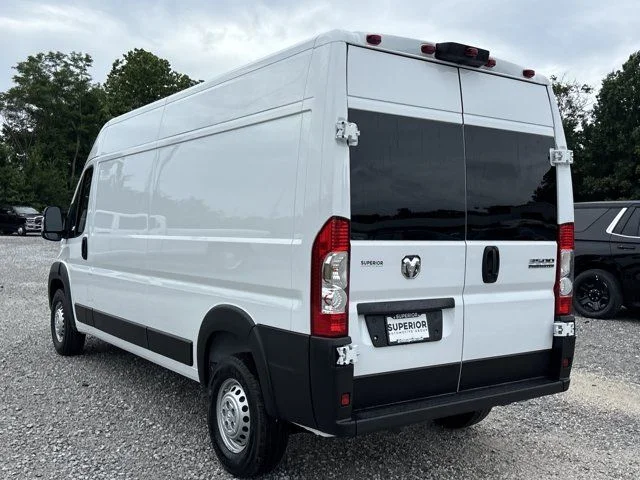 New 2026 Bright White Clear-Coat Exterior Paint RAM High Roof image 7