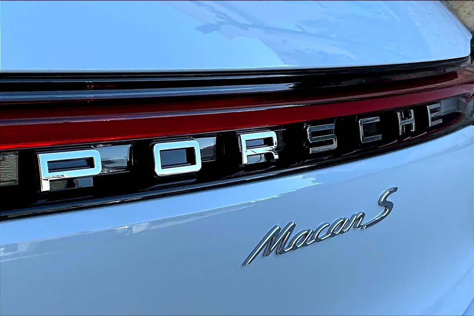 2026 Porsche Macan S - Photo 24