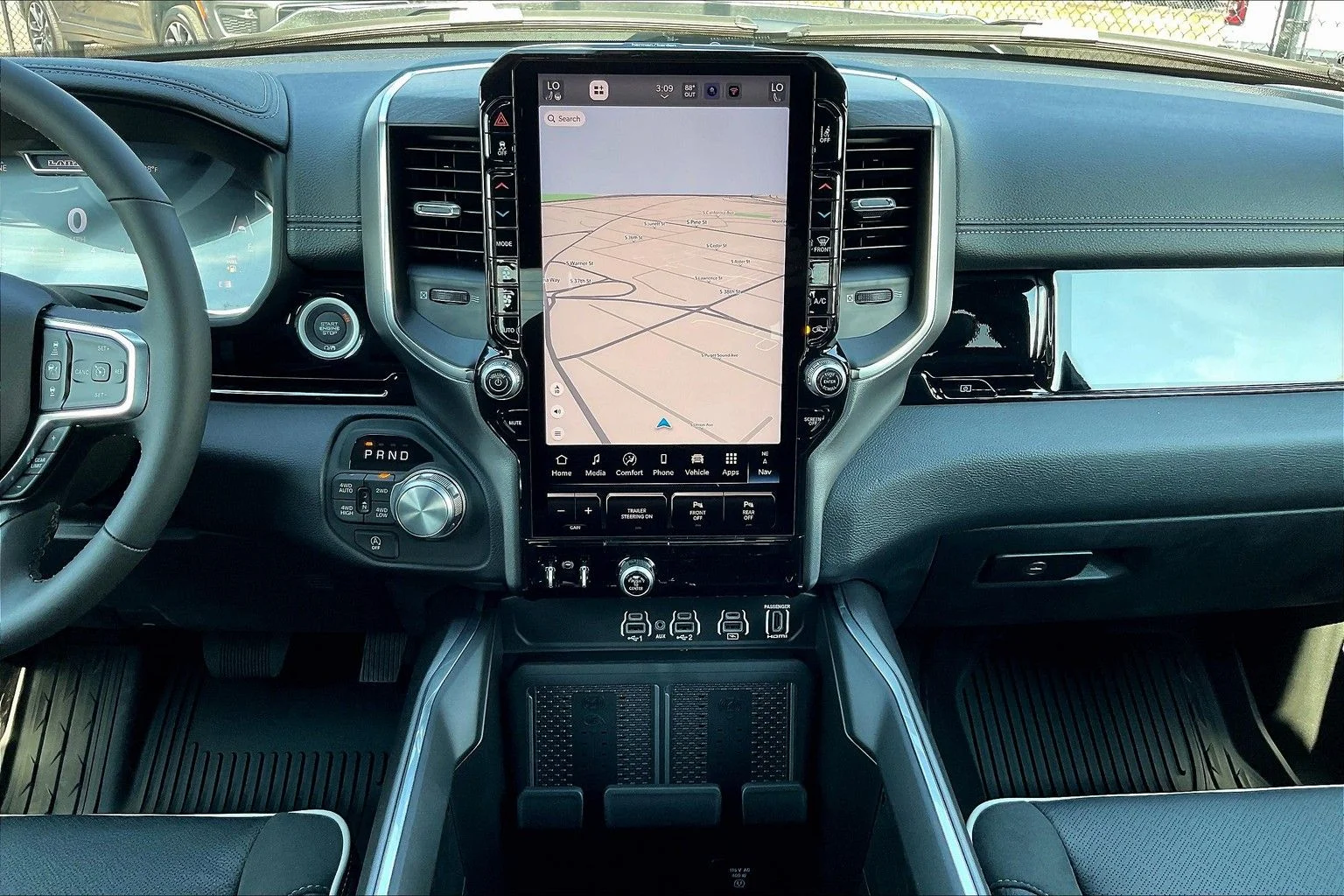 2026 RAM 1500 Laramie - Photo 7