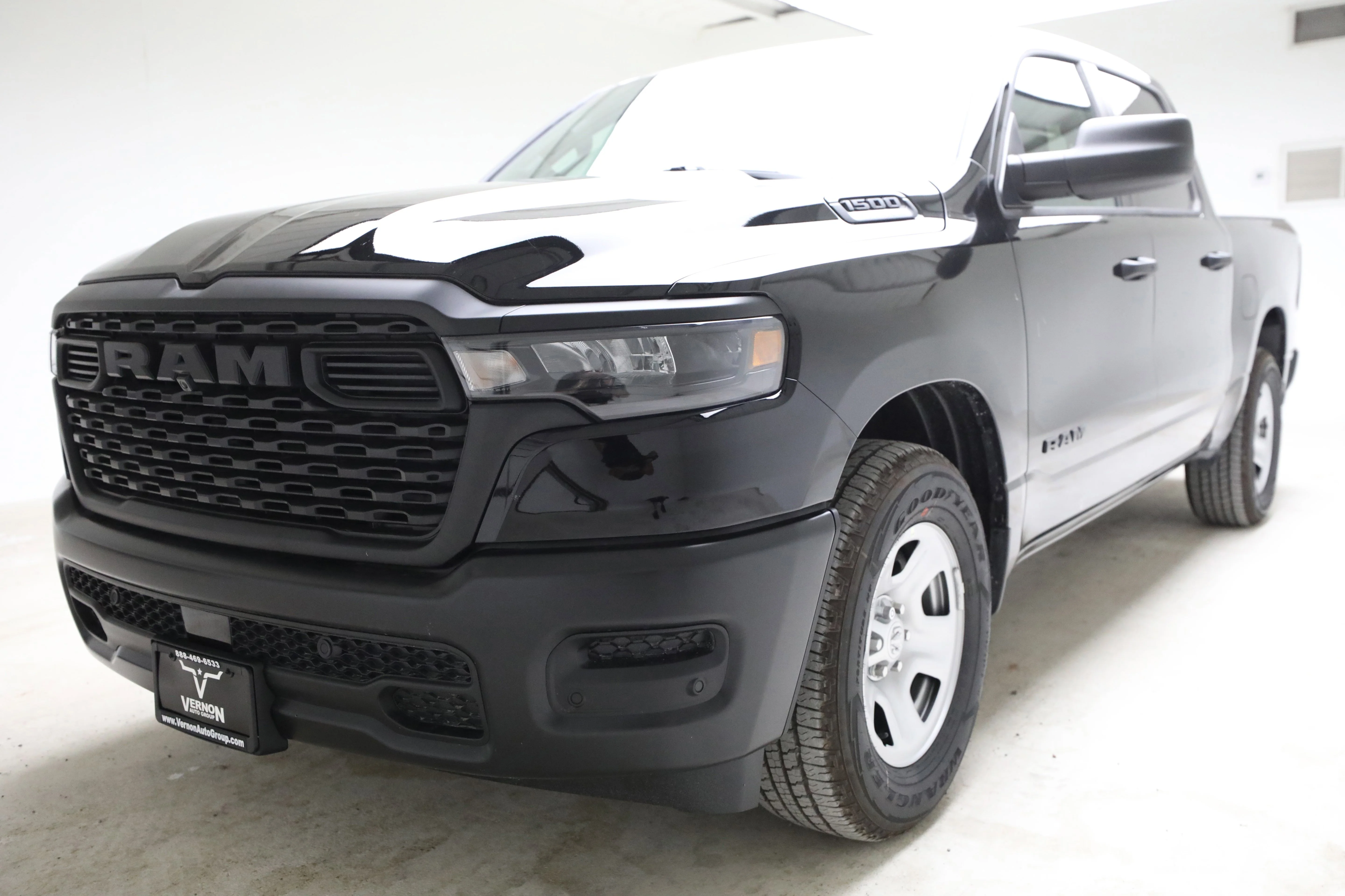 New 2026 Ram 1500 ST Crew Cab 2WD