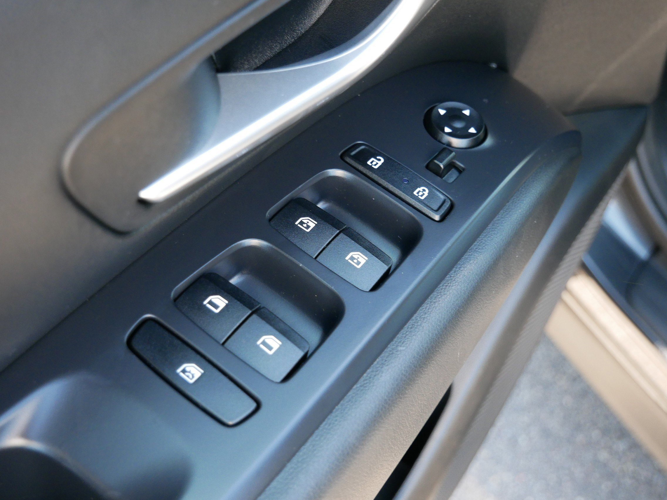 Certified Used 2022 Portofino Gray Hyundai SEL image 19