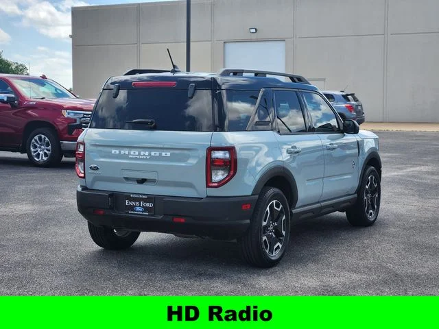 Used 2023 Cactus Green / Gray Ford Outer Banks image 6