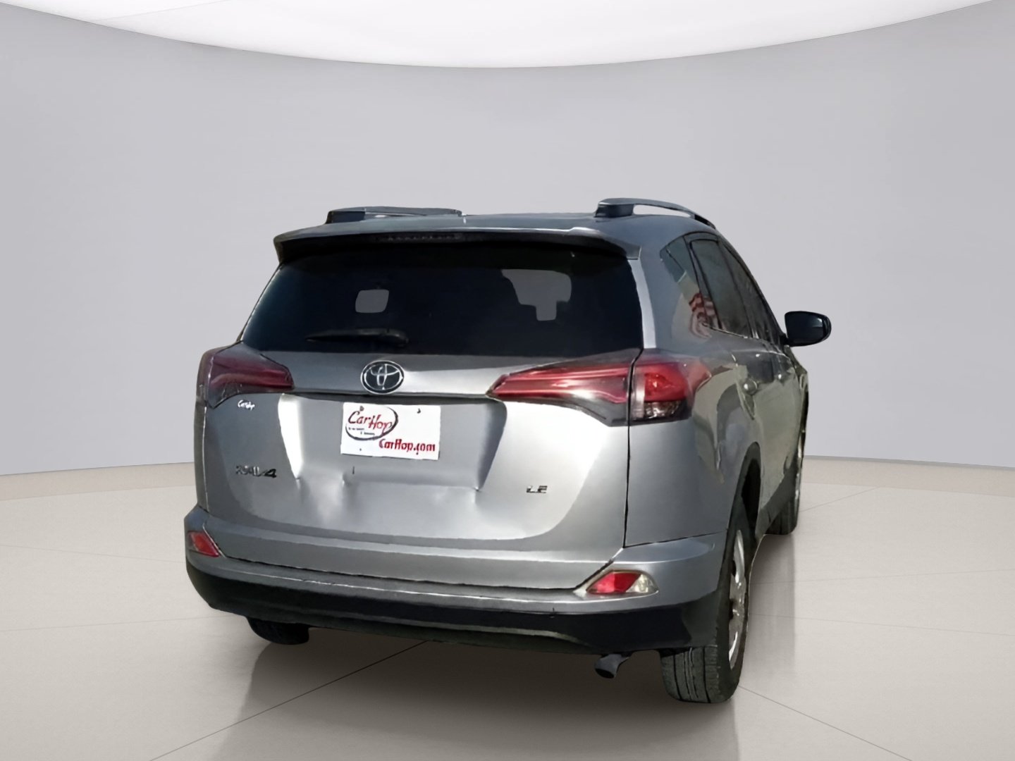 2016 Toyota RAV4 LE - Photo 6