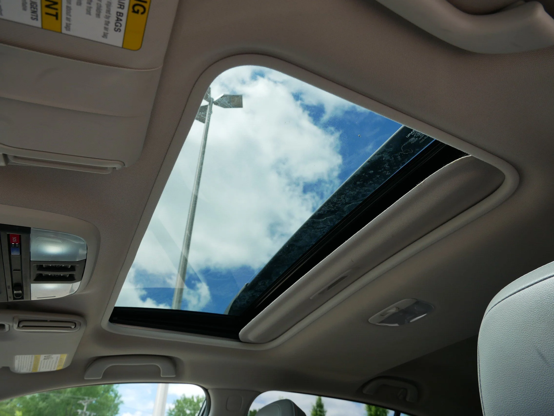 Used 2018 Dark Gray Metallic Subaru Limited image 33