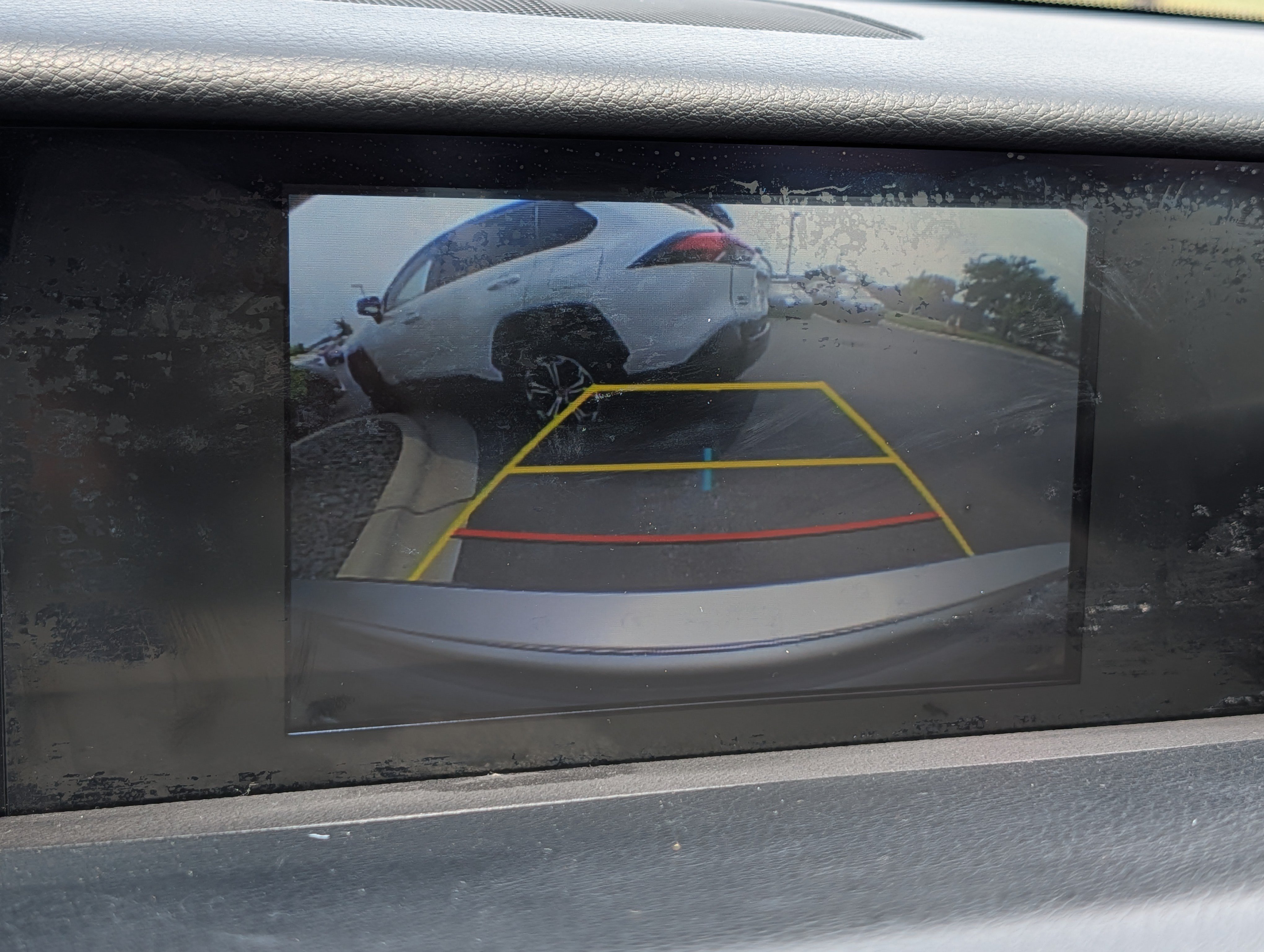 Used 2015 Atomic Silver Lexus  image 27