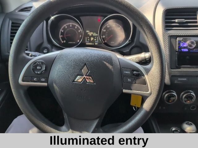 Used 2024 Gray Mitsubishi 2.0 ES image 10