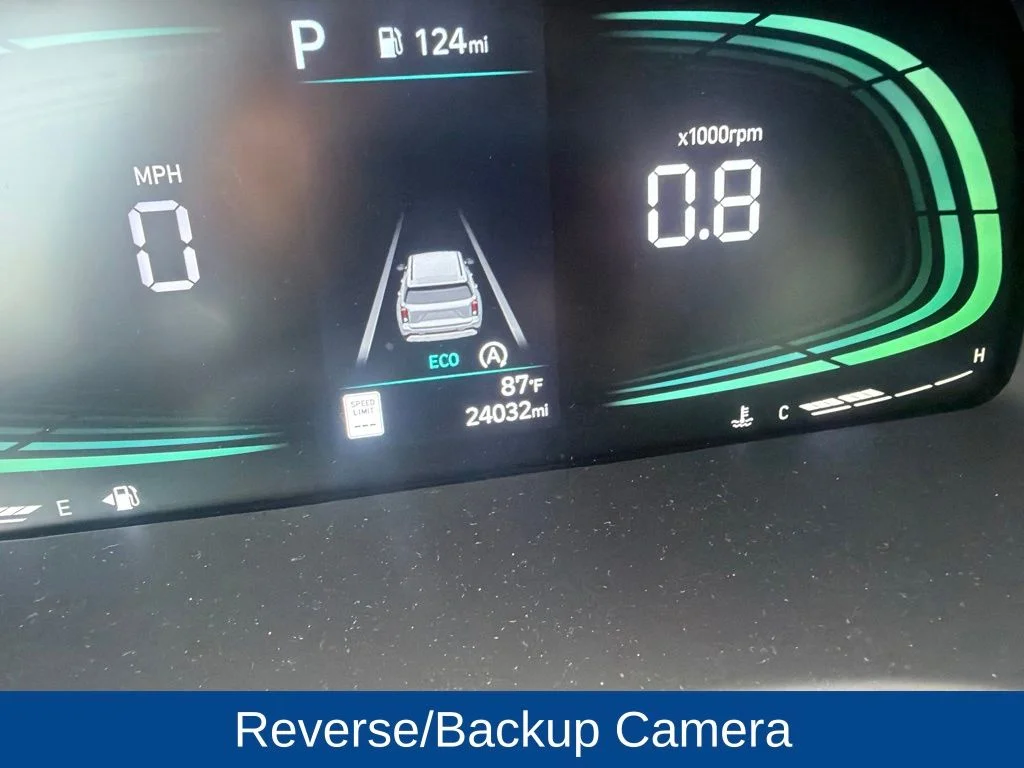 Used 2025 Black Hyundai SEL image 5