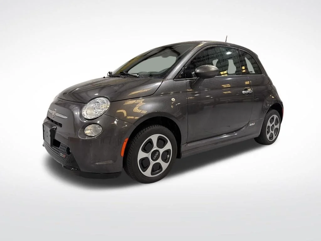 2018 FIAT 500e Battery Electric's photo