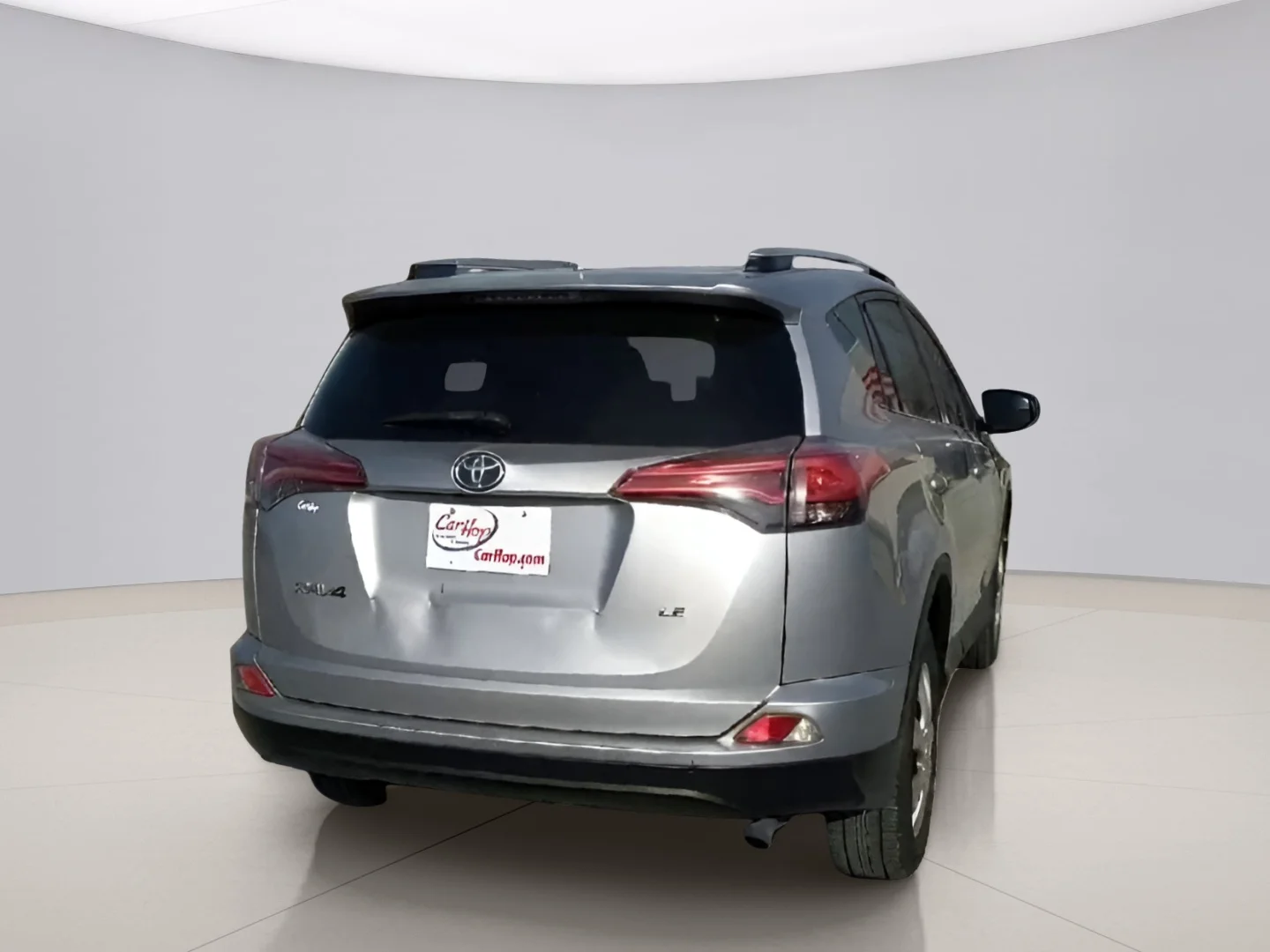 Used 2016 Gray Toyota LE image 6