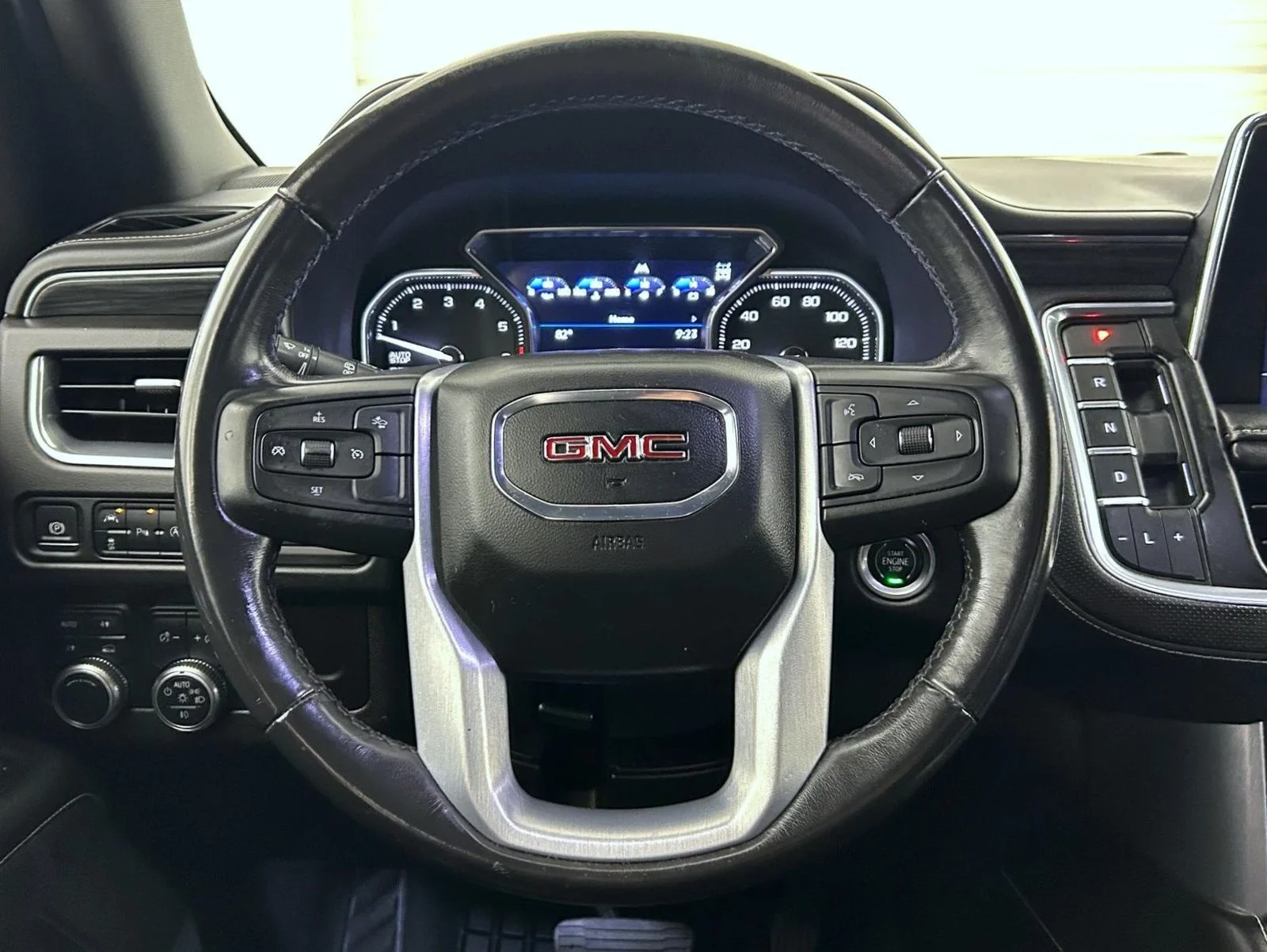 Used 2021 Black GMC SLT image 11