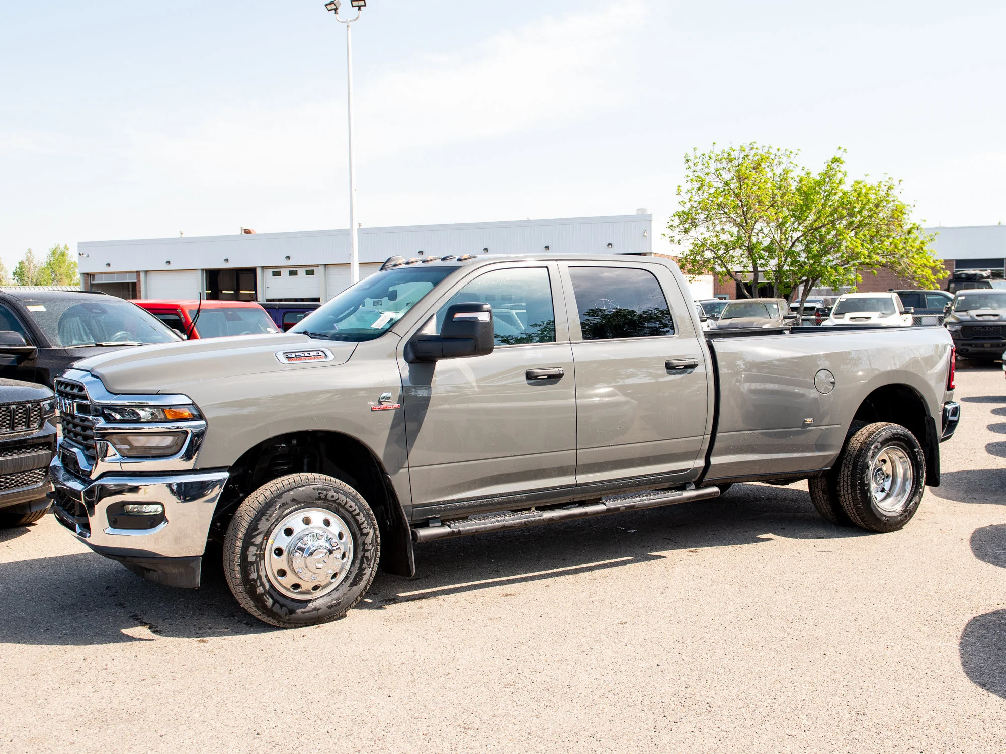 New 2026 Grey RAM Tradesman* image 4