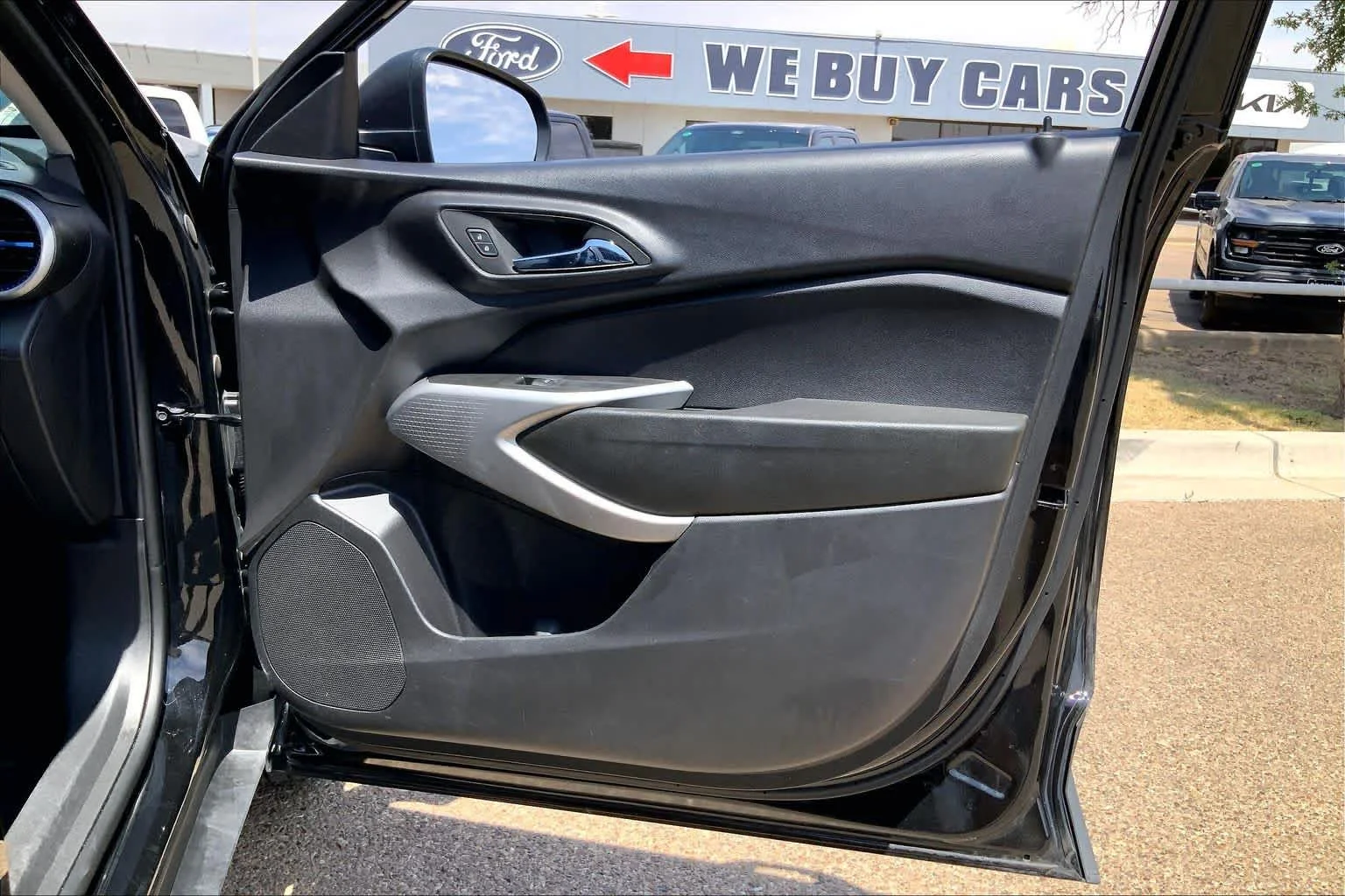 Used 2025 Mosaic Black Metallic Chevrolet LS image 23