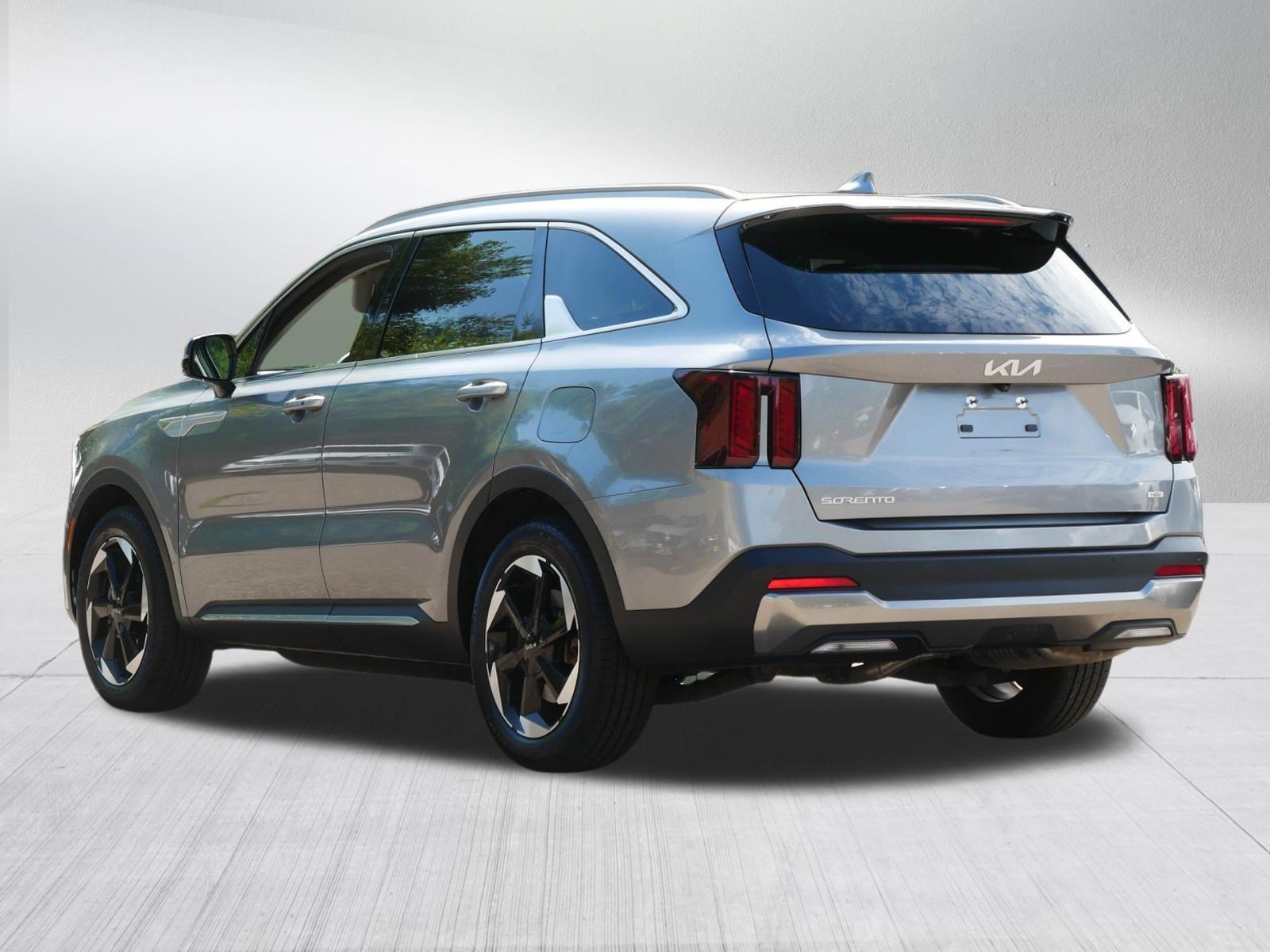 Certified Used 2025 Steel Gray Kia EX image 5