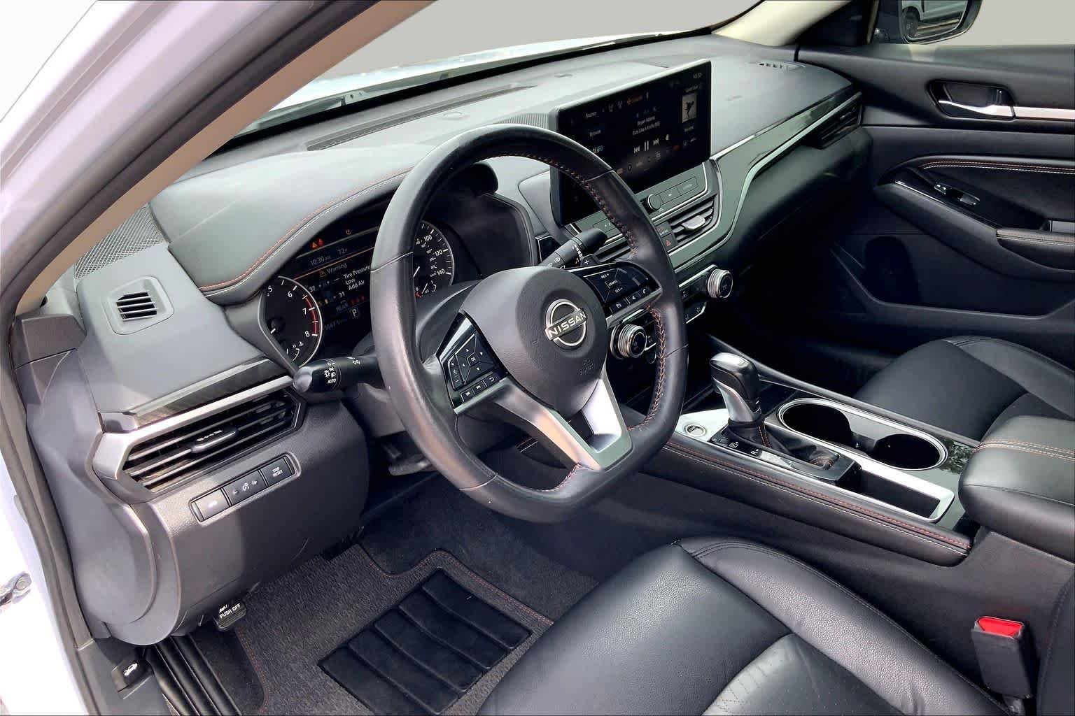 Used 2023 Gray Sky Pearl Nissan 2.5 SR image 18