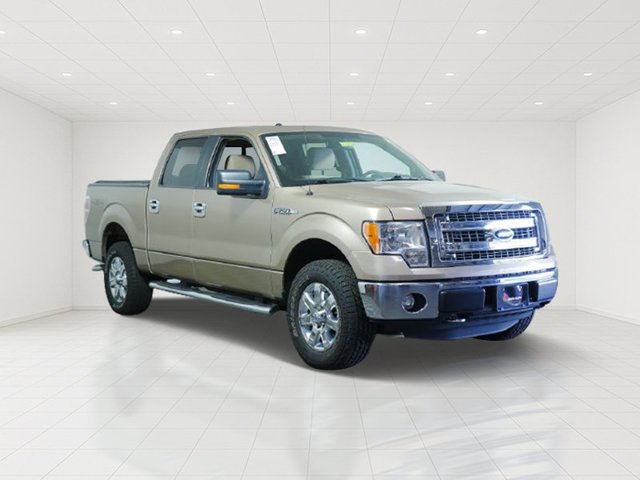 Used 2013  Ford XLT image 1