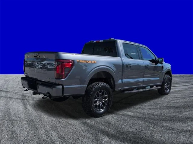 New 2026 Carbonized Gray Metallic Ford Tremor® image 4