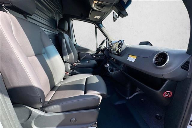 New 2026 Arctic White Mercedes-Benz  image 50