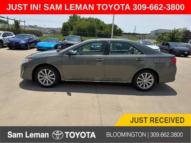 2012 Toyota Camry 2.5 Auto XLE's photo
