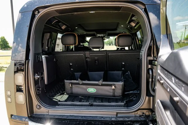 New 2026 Green Land Rover X image 64