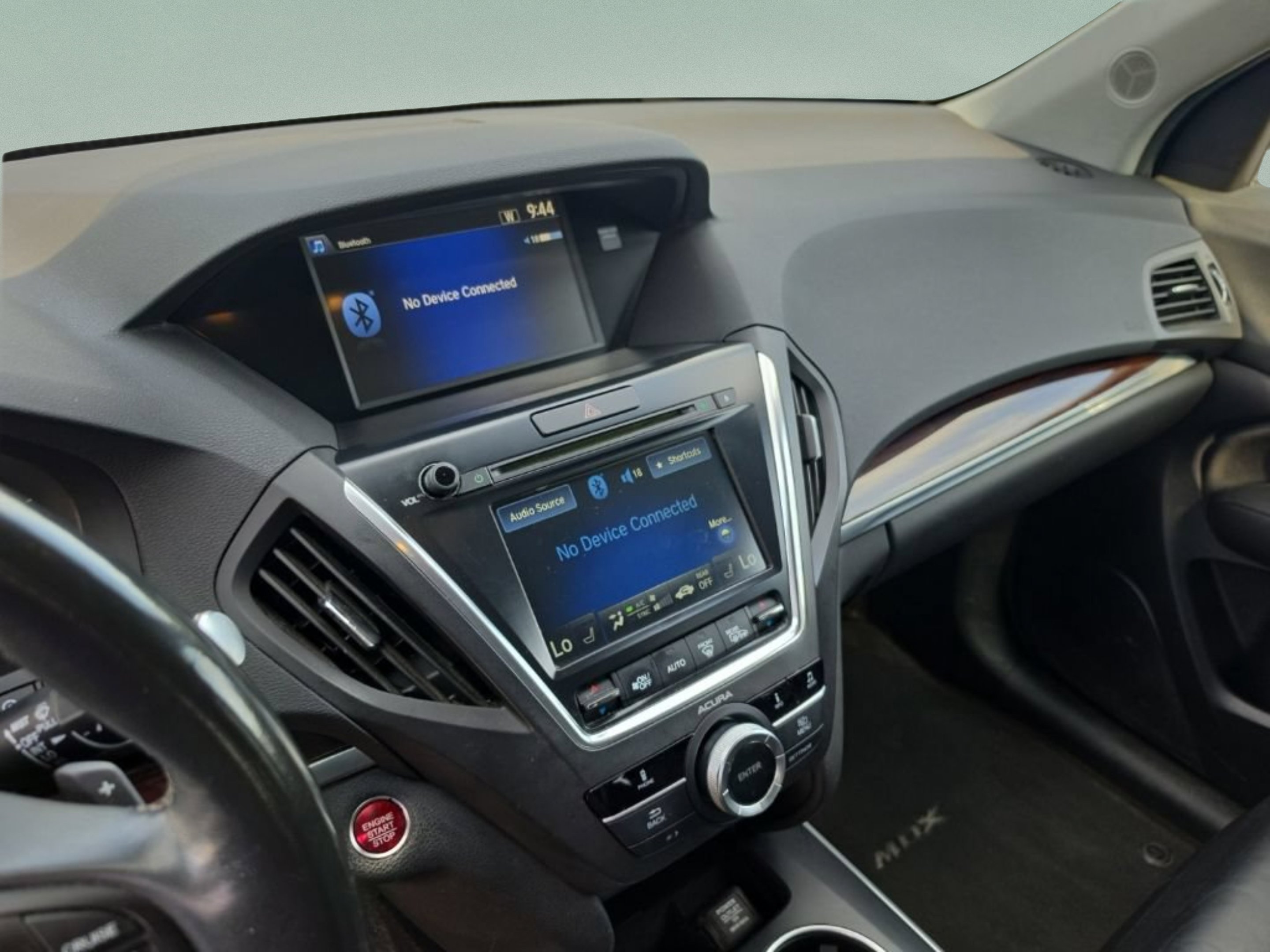Used 2014 Silver Acura FWD image 20