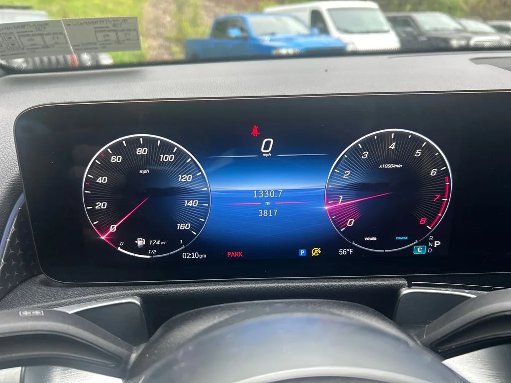 Used 2026 Black Mercedes-Benz GLB 250 image 15