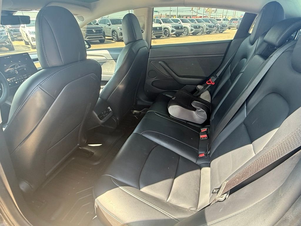Used 2022 Midnight Silver Metallic Tesla Base image 11