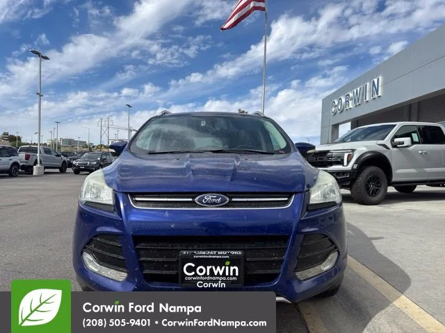 Used 2014 Blue Ford Titanium image 2