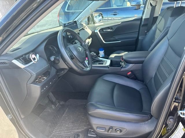 Used 2025 Black Toyota XLE Premium image 8