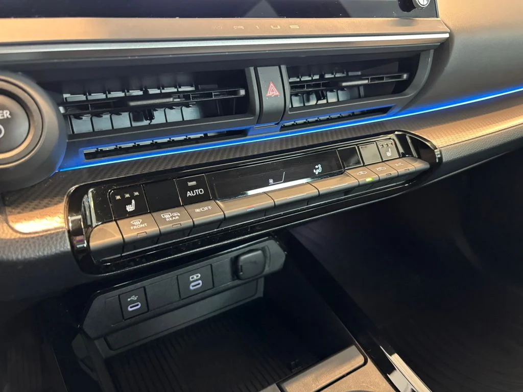 Used 2025 Blue Toyota XLE image 21