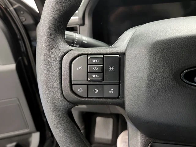 Used 2025  Ford STX image 27