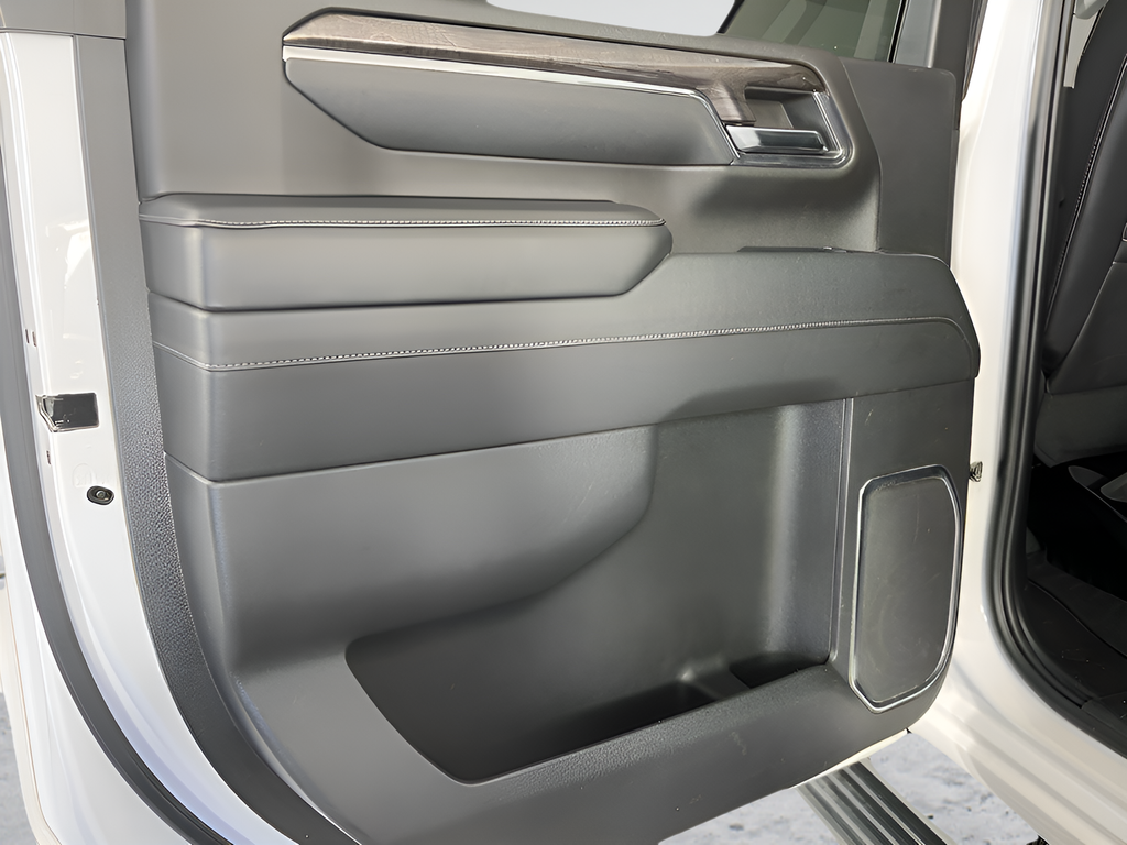 2024 Chevrolet Silverado 2500HD LTZ - Photo 11