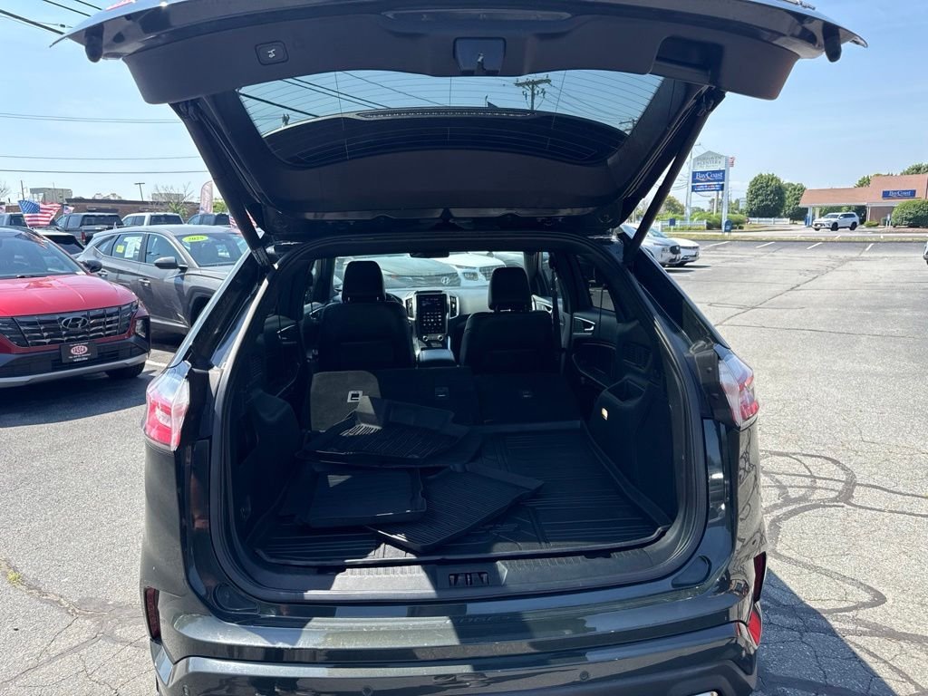 2022 Ford Edge ST - Photo 13