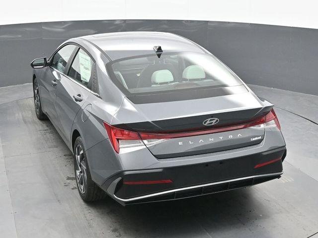 New 2026 Gray Hyundai Limited image 10