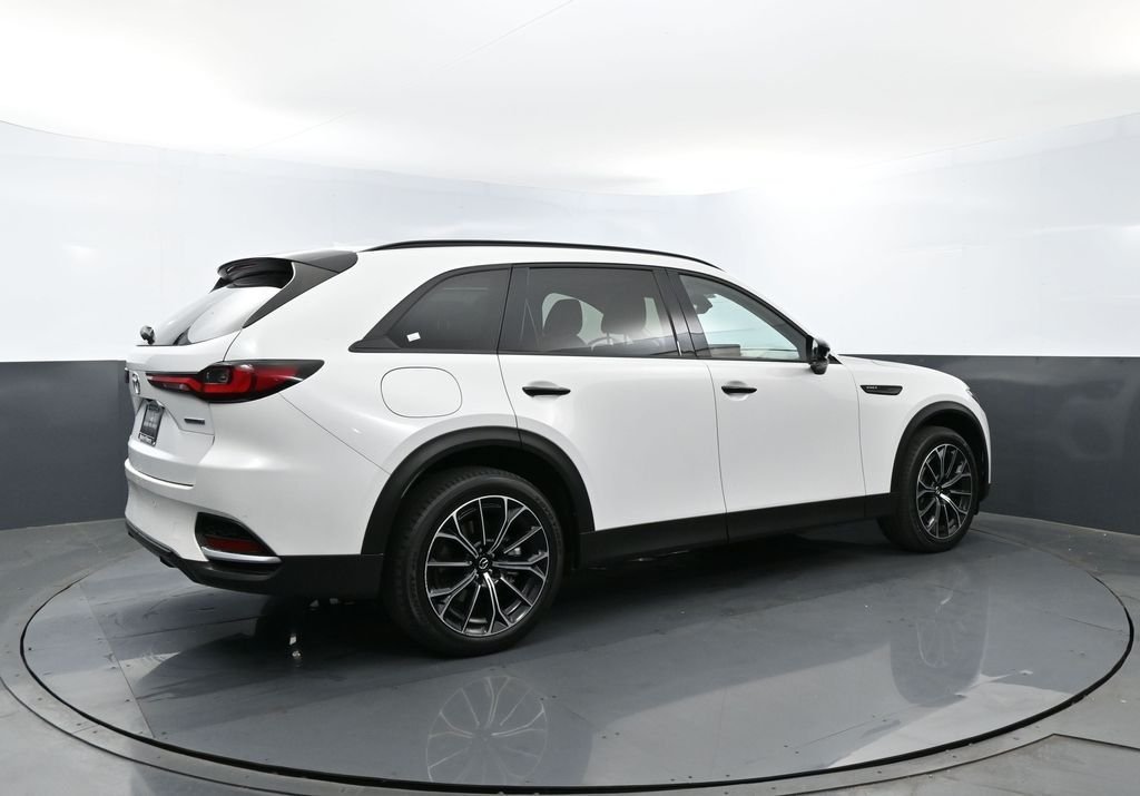 Certified Used 2025 White Mazda Premium image 26