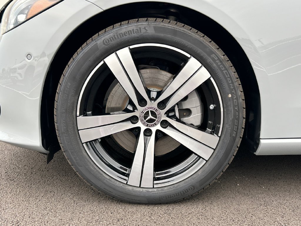 New 2026 MANUFAKTUR Alpine Grey Mercedes-Benz C 300 image 69