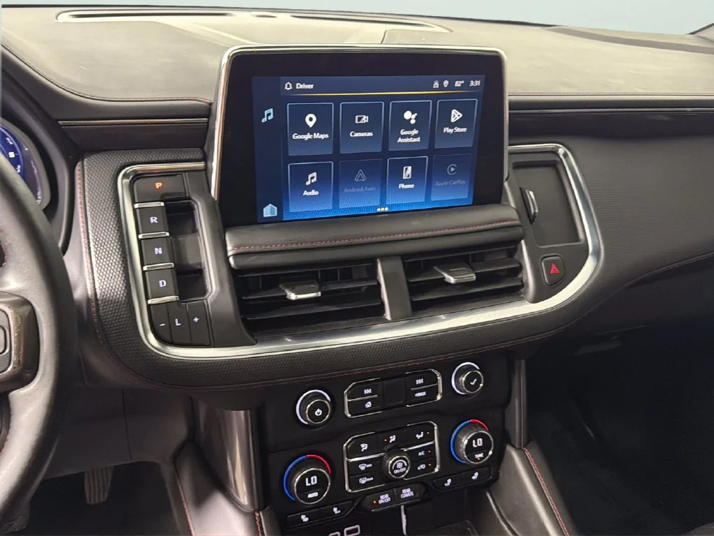 Used 2023 IRIDESCENT PEARL TRICOAT Chevrolet RST image 23
