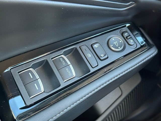 Used 2024 Gray Honda Touring image 17