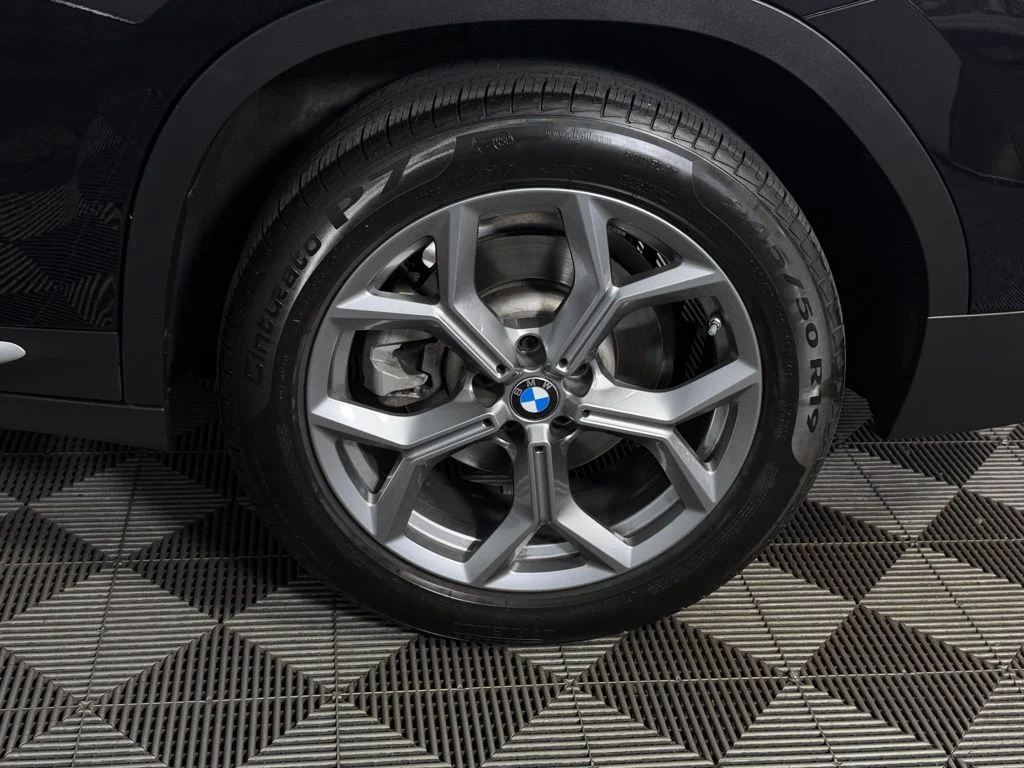 Certified Used 2025 Black BMW xDrive30i image 10