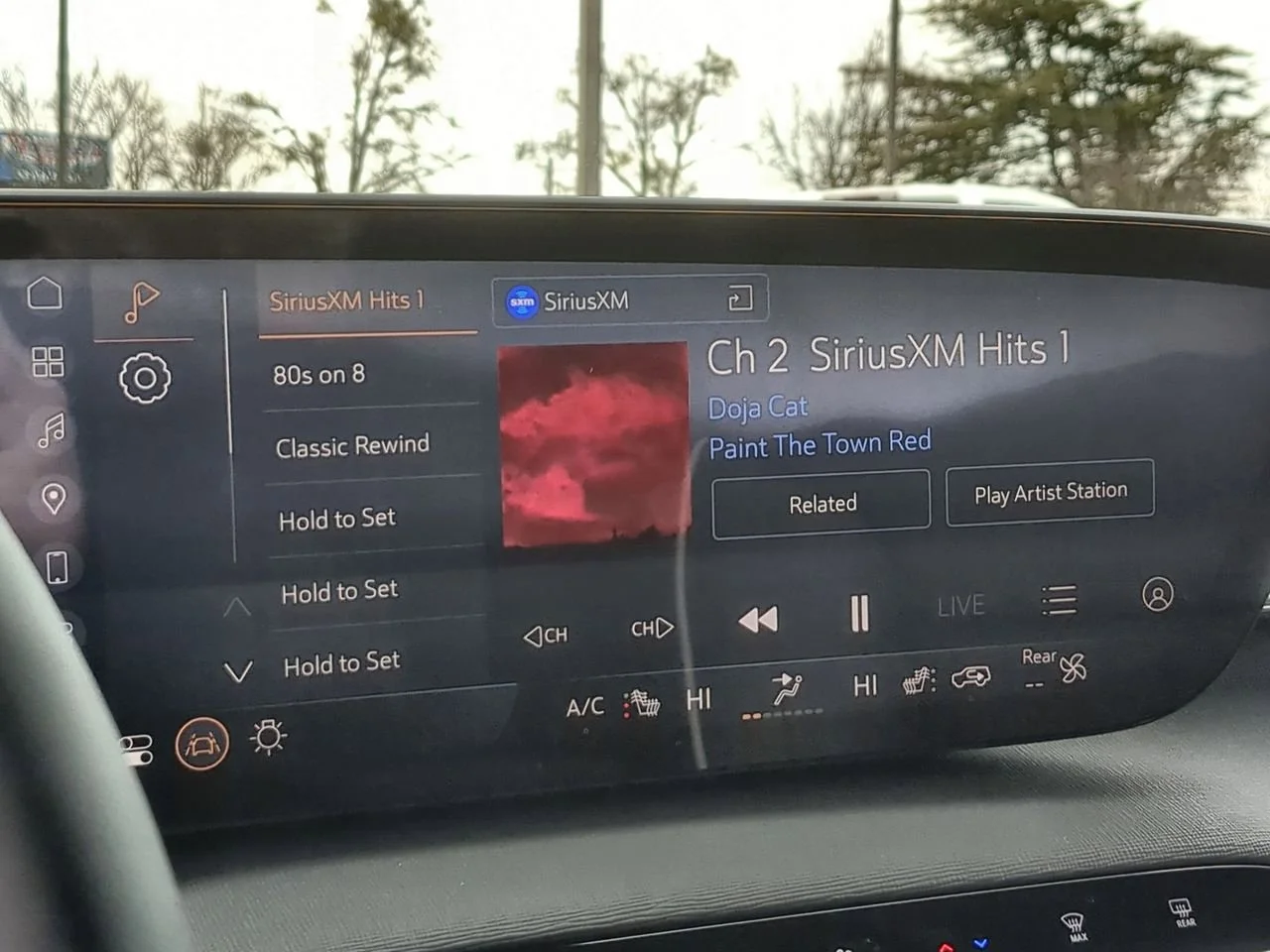 2025 Buick Enclave Preferred - Photo 13