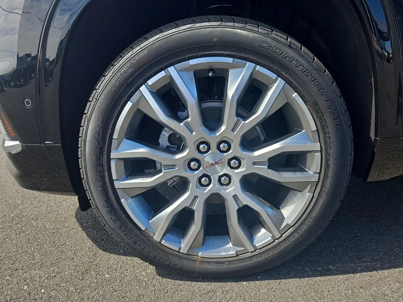 2026 GMC Acadia Denali - Photo 16
