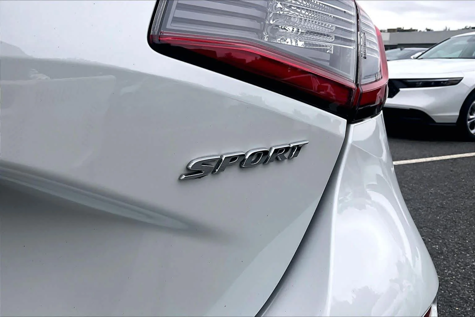 Used 2023 Platinum White Pearl Honda Sport image 10