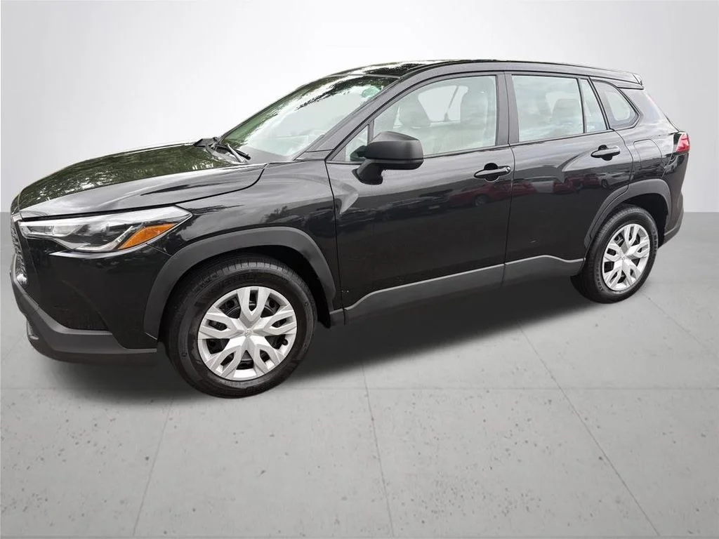 Used 2024 Black Toyota L image 8