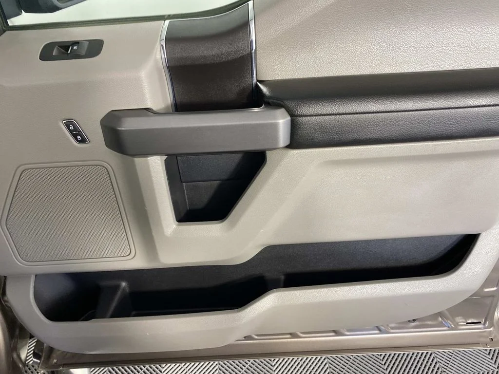 Used 2019 Gray Ford XLT image 22