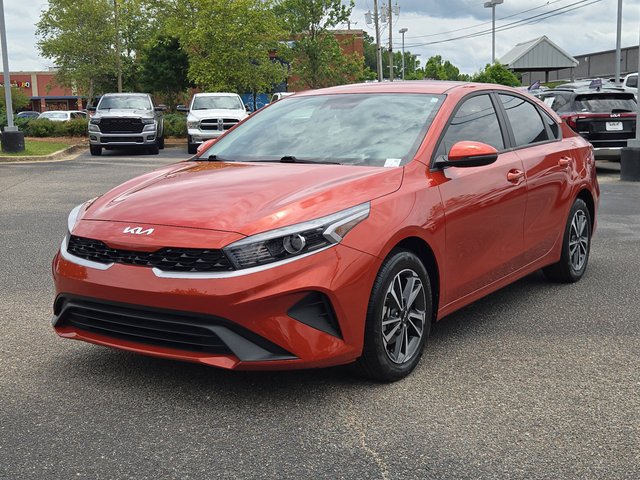 2024 Kia Forte LXS AT's photo