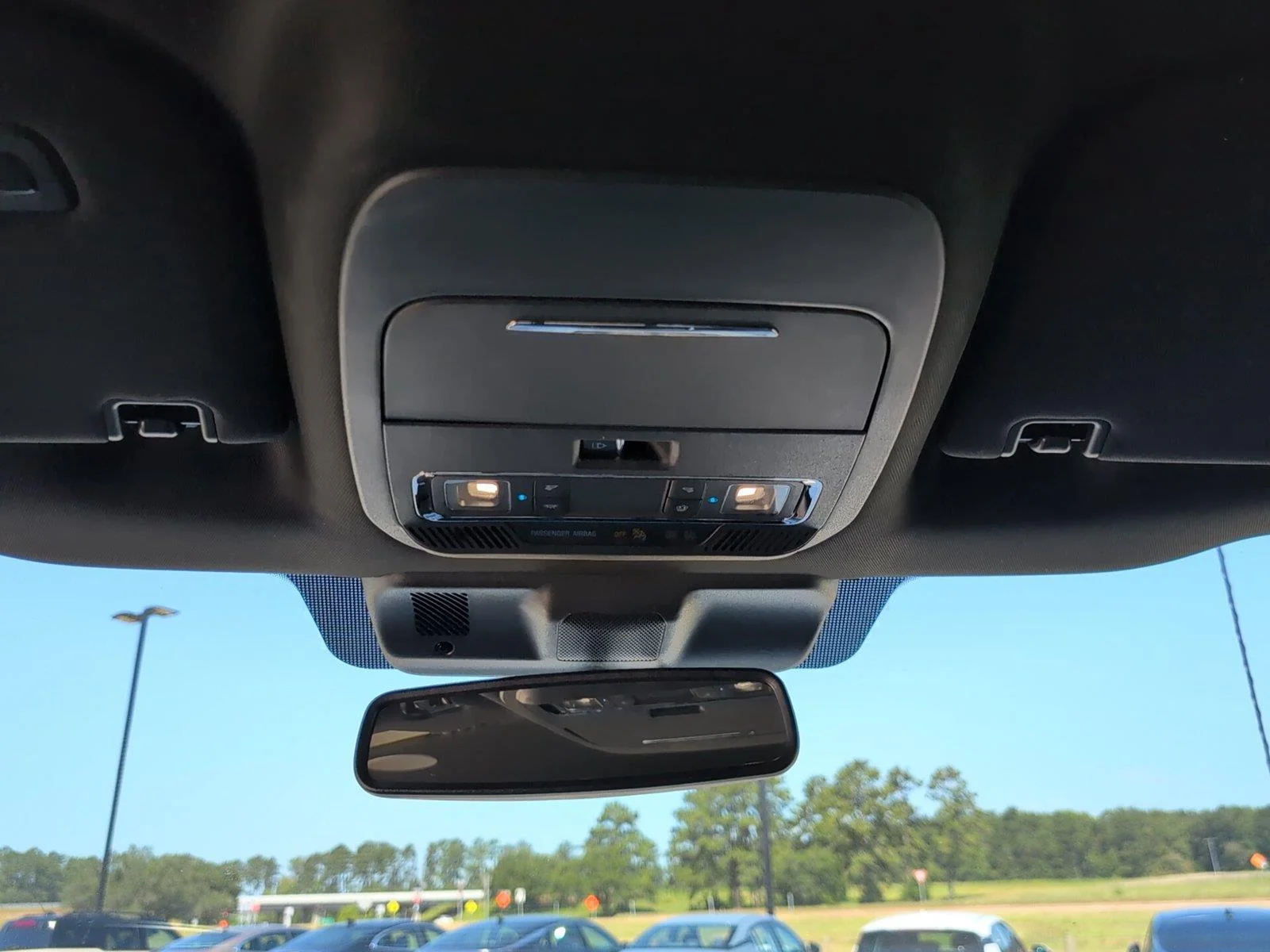 Used 2024 Oxford White Ford LARIAT image 36